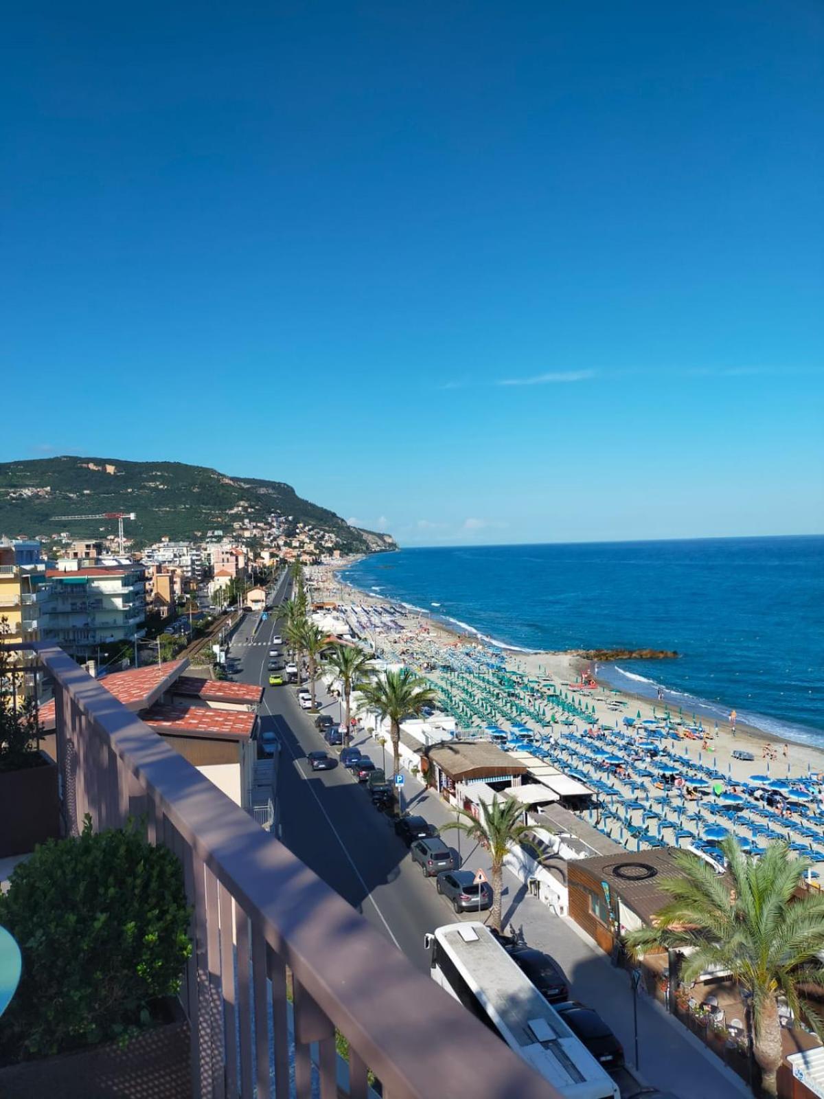 Cà degli Ulivi Hotel Finale Ligure Exterior foto